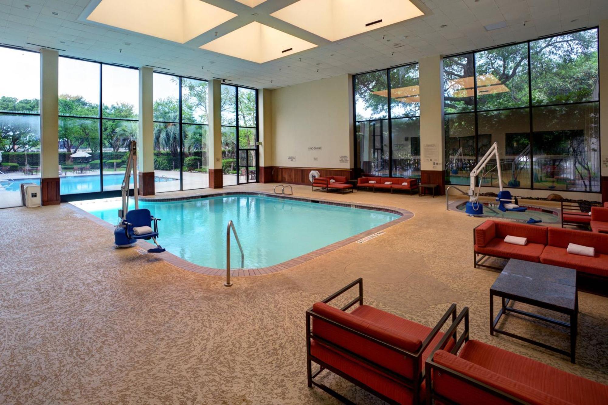 Hotel Houston Marriott North Exterior foto